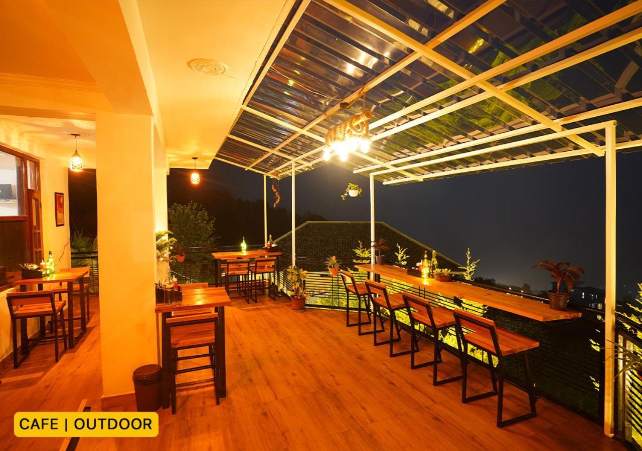 Young Monk Hostel & Cafe Dharamkot แมคลอยด์กันจ์ ภายนอก รูปภาพ