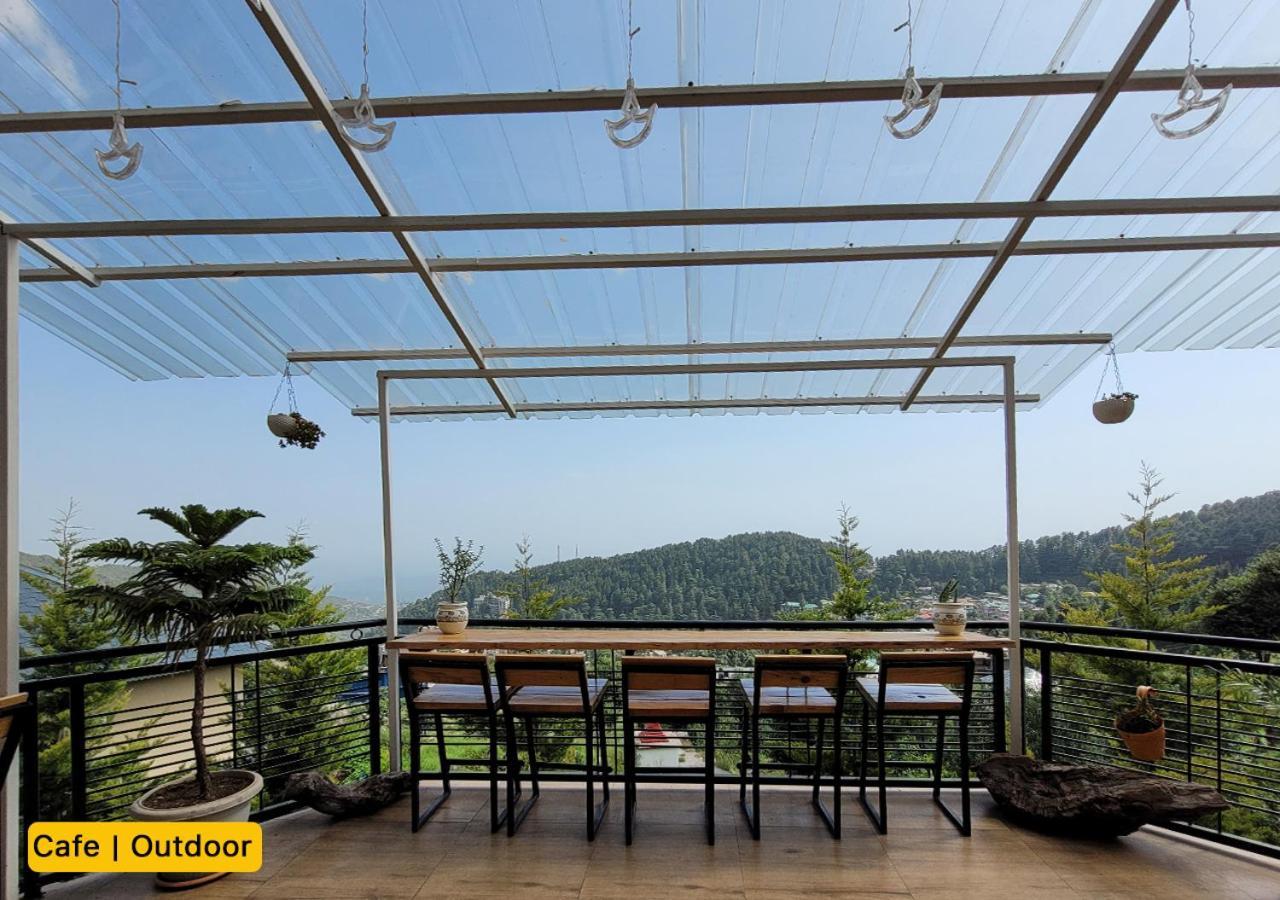 Young Monk Hostel & Cafe Dharamkot แมคลอยด์กันจ์ ภายนอก รูปภาพ